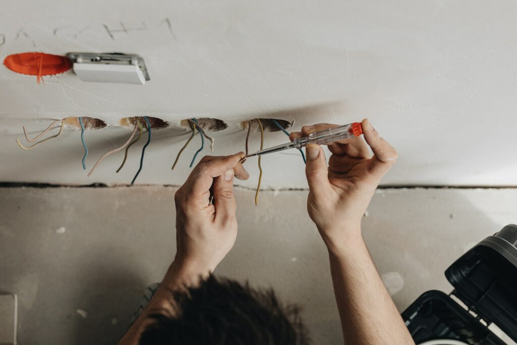 Best Electrician in Redlands, Brisbane: A Spotlight on Down to the Wire Electrical Services