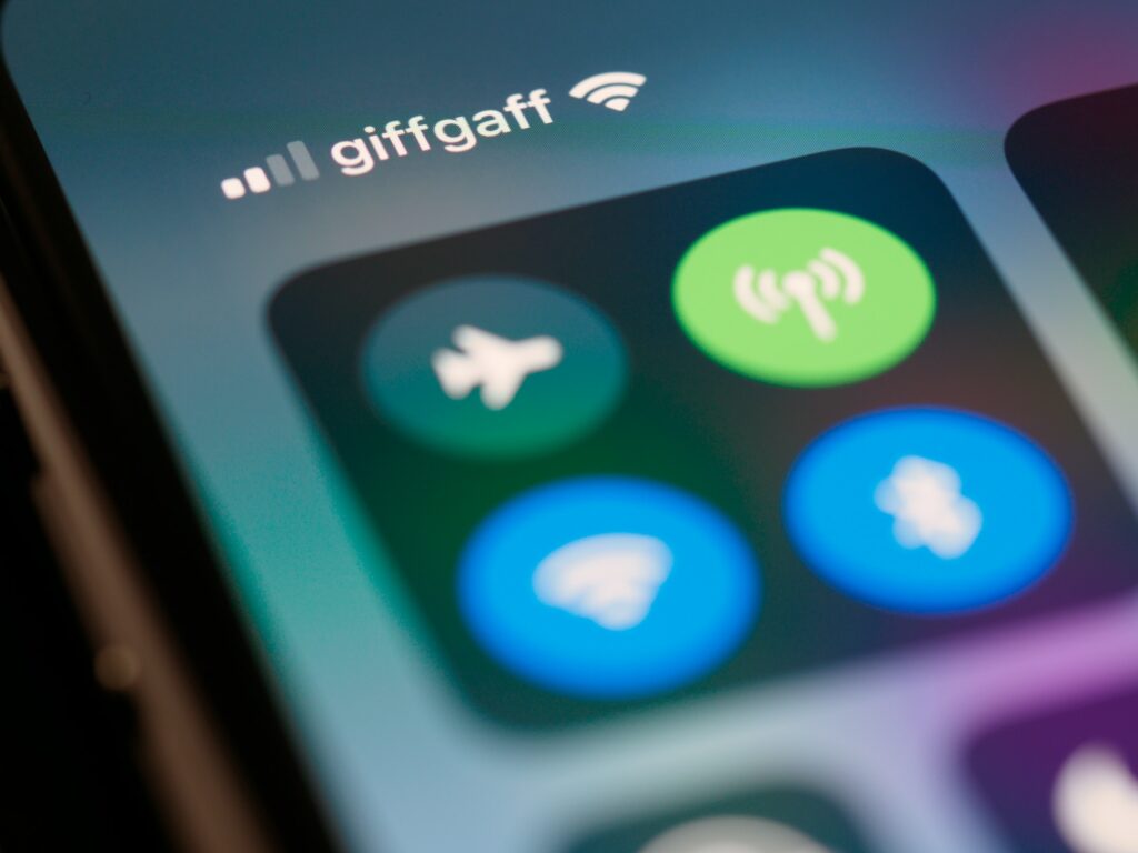 How to Share Your WiFi Password on iPhone: A Comprehensive Guide