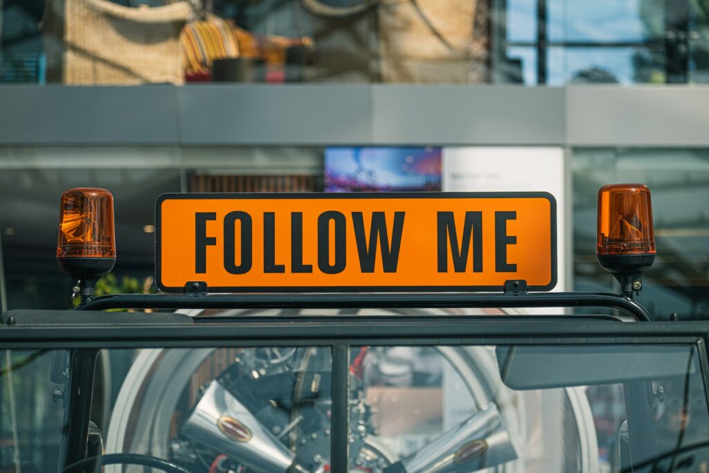 How to Get More Followers on Poshmark: 7 Essential things to do